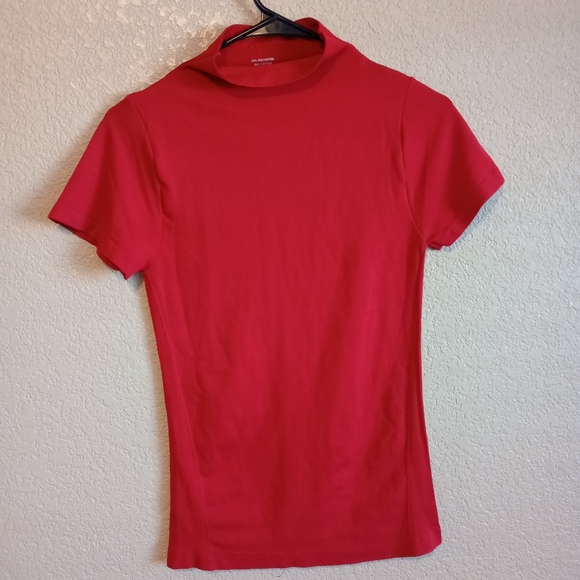 RICH RED SPANDEX MOCKNECK TOP - Picture 3 of 3